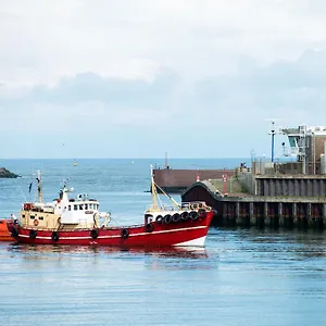  Apartment Bizstay Harbour Iv